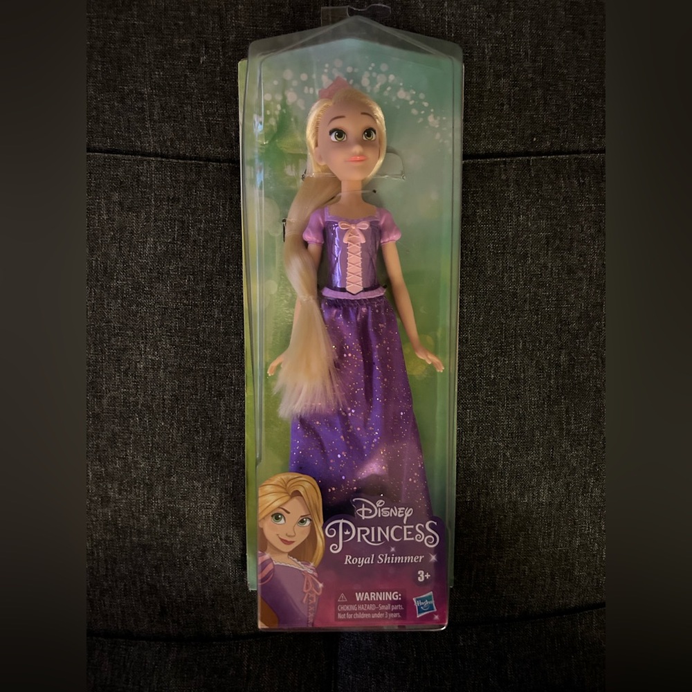 🆕Disney Princess Royal Shimmer Rapunzel Doll